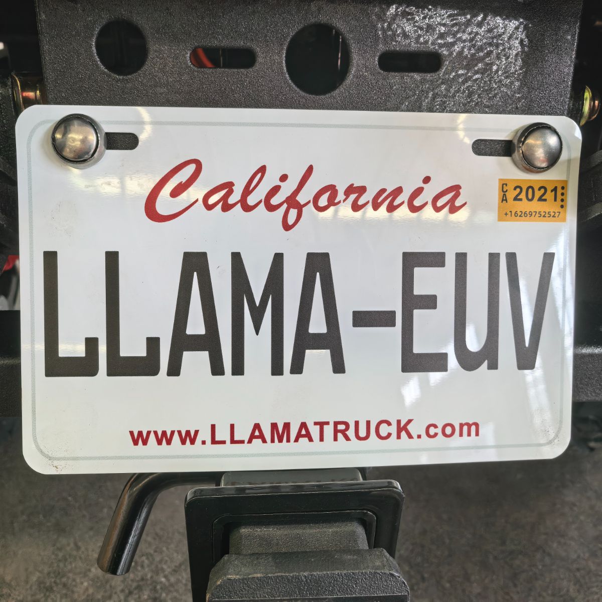 Llama Truck Personalizable License Plate | Any State & Custom Text (8.7 x 5.5 inches)