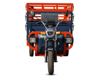 LLAMA Truck Titan (Fully Assembled)