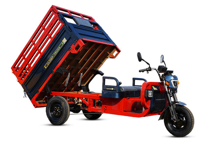 LLAMA Truck Titan (Fully Assembled)