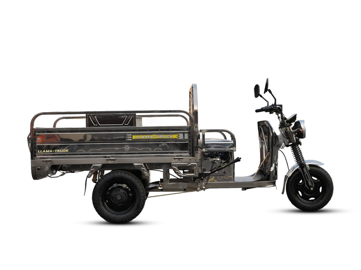 LLAMA Truck Platinum (Fully Assembled)