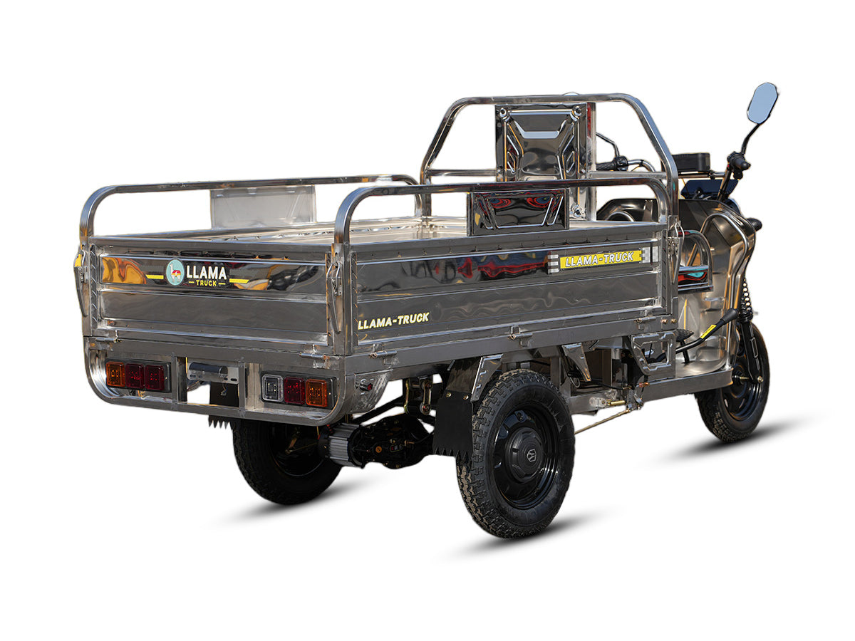 LLAMA Truck Platinum (Fully Assembled)