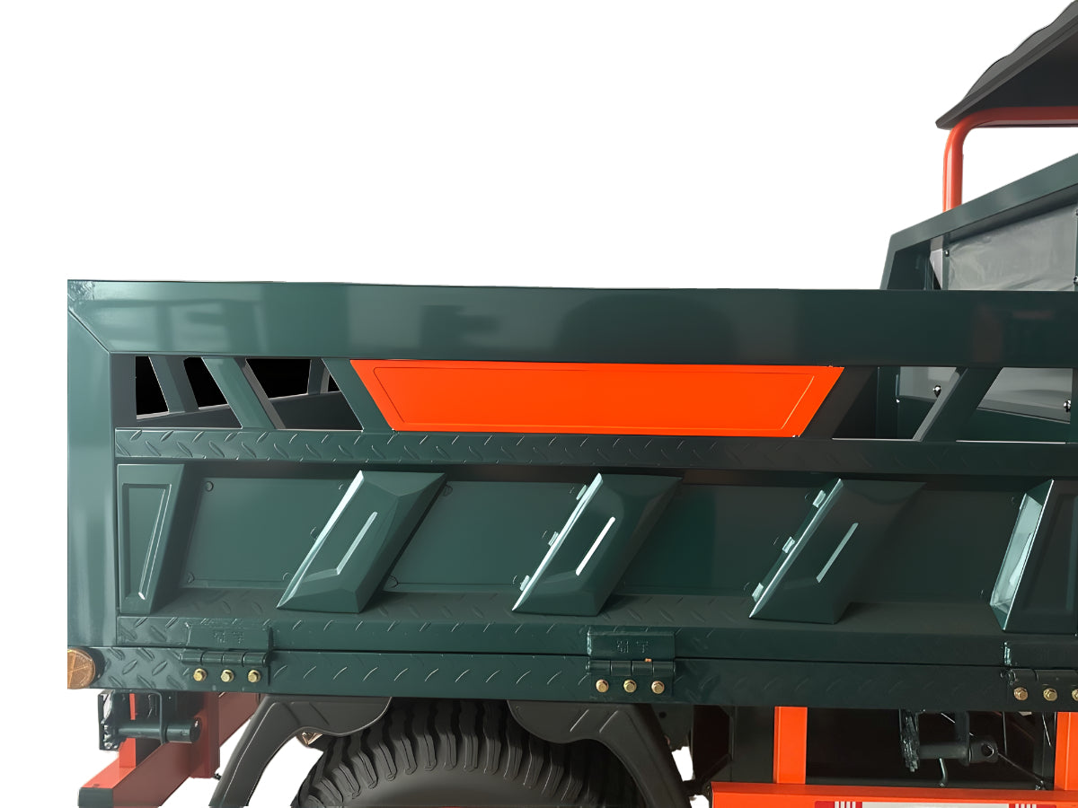 LLAMA Truck Thunder (Fully Assembled)