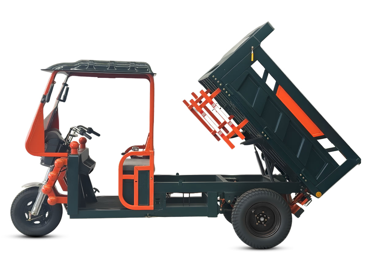 LLAMA Truck Thunder (Fully Assembled)