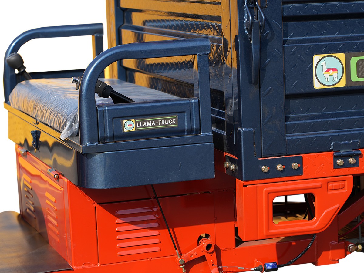 LLAMA Truck Titan (Assembled in USA)