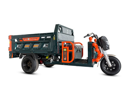LLAMA Truck Thunder (Built in USA)
