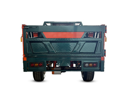 LLAMA Truck Thunder (Built in USA)
