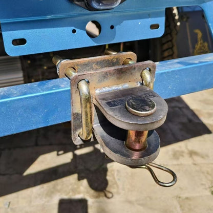 Llama Truck Universal Trailer Hitch Mount